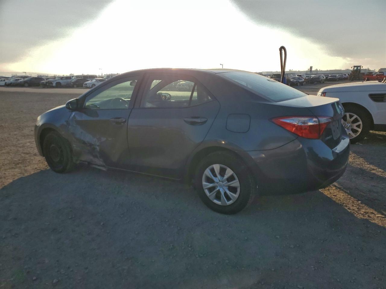 2015 TOYOTA COROLLA L photo 3