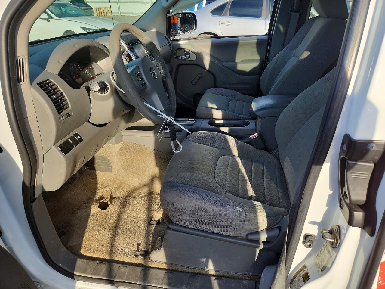 2018 NISSAN FRONTIER S photo 7