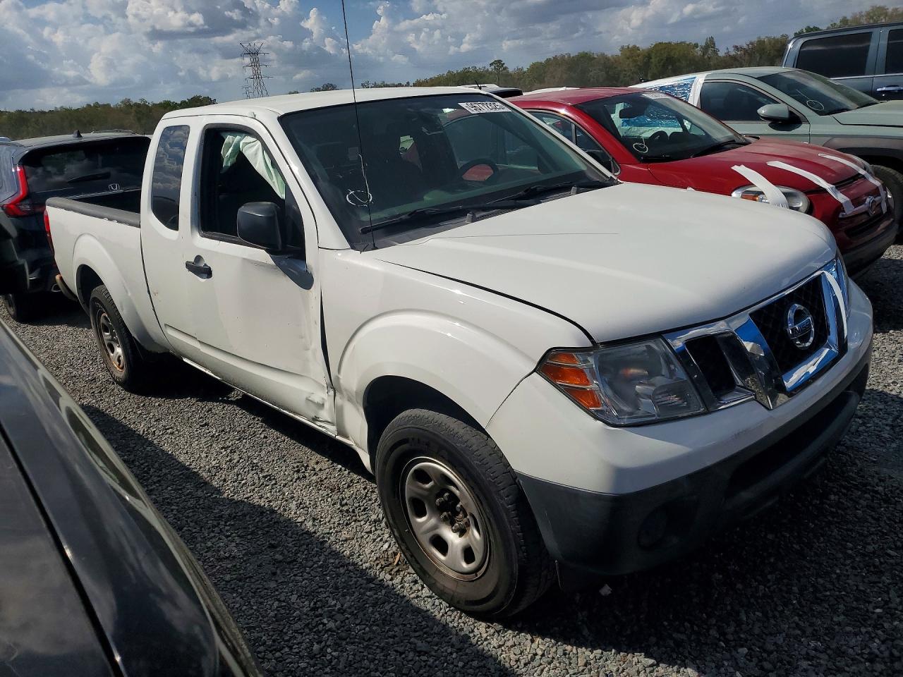 2018 NISSAN FRONTIER S photo 4