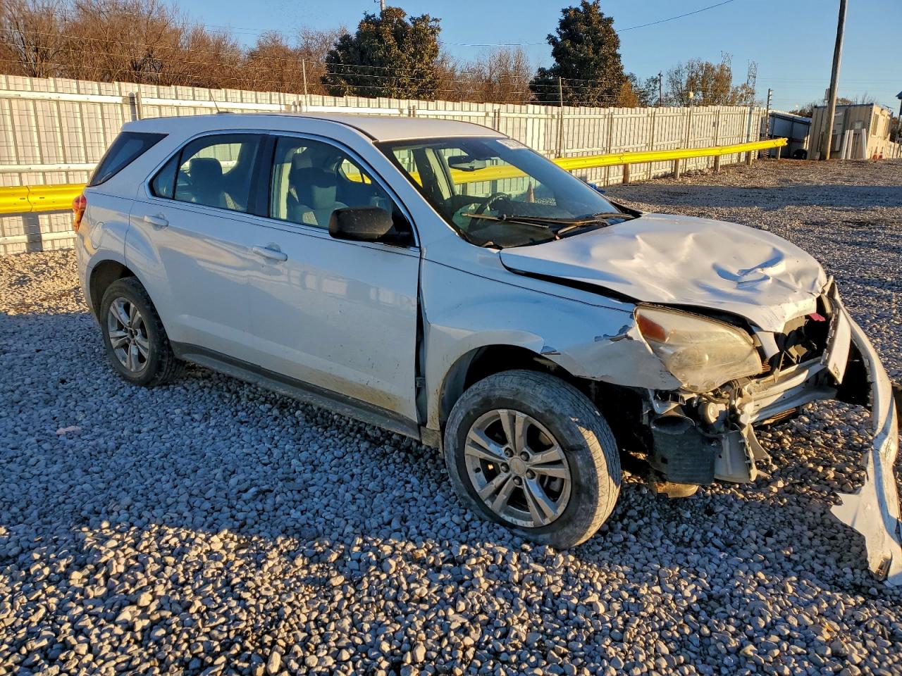 2015 CHEVROLET EQUINOX LS photo 10