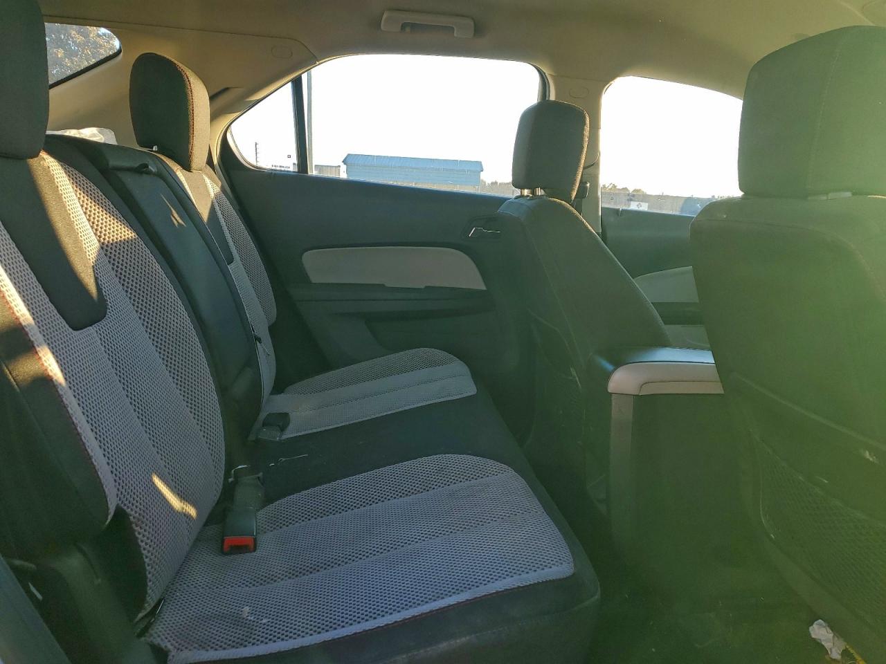 2015 CHEVROLET EQUINOX LS photo 31