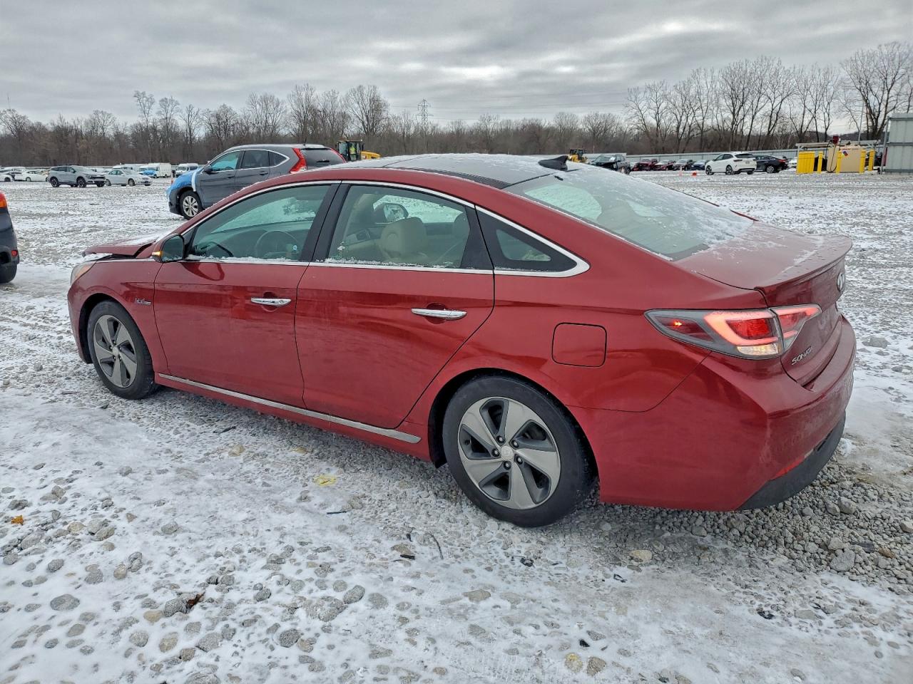 2017 HYUNDAI SONATA HYBRID photo 2