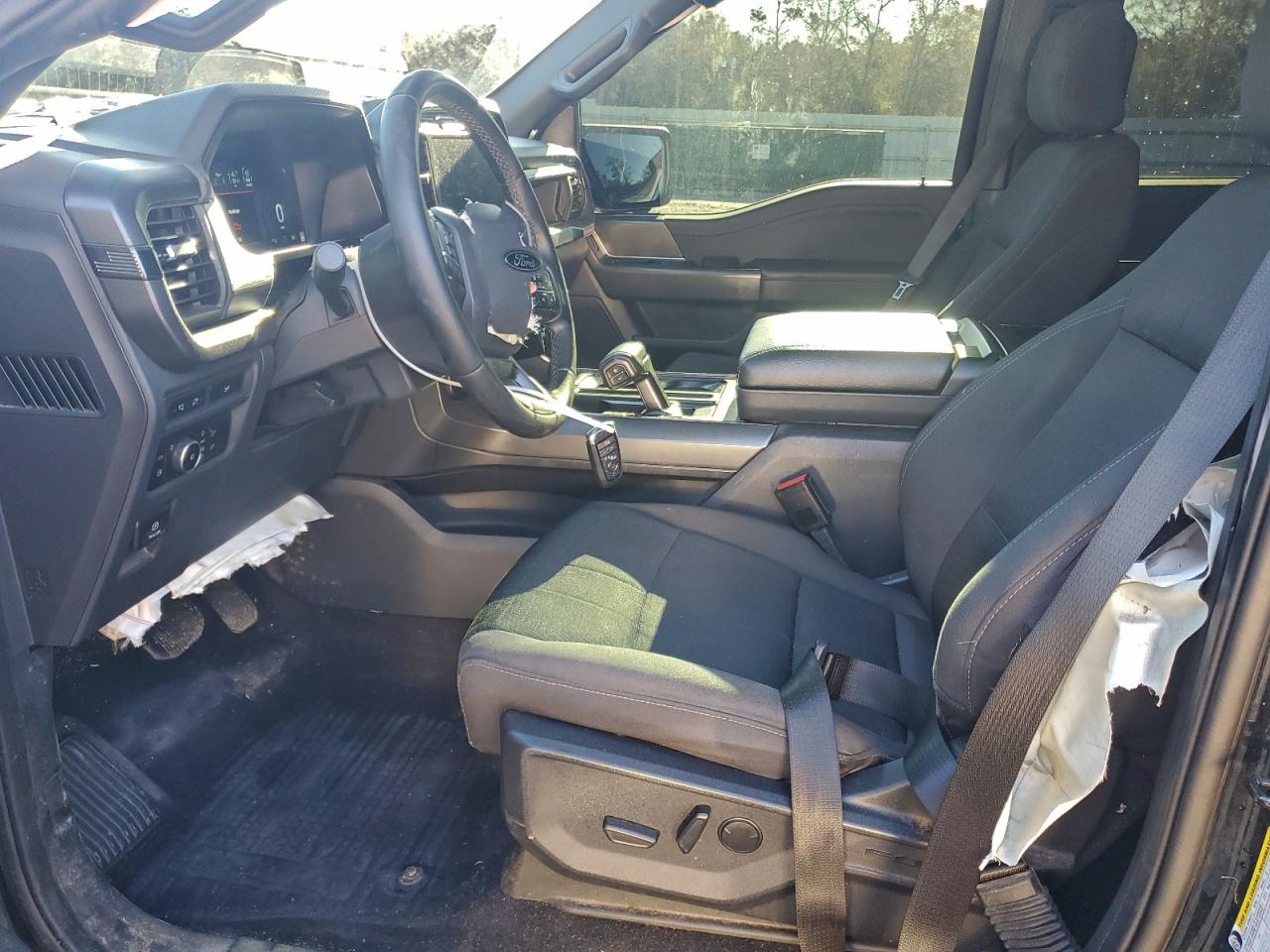 2024 FORD F150 XLT photo 7