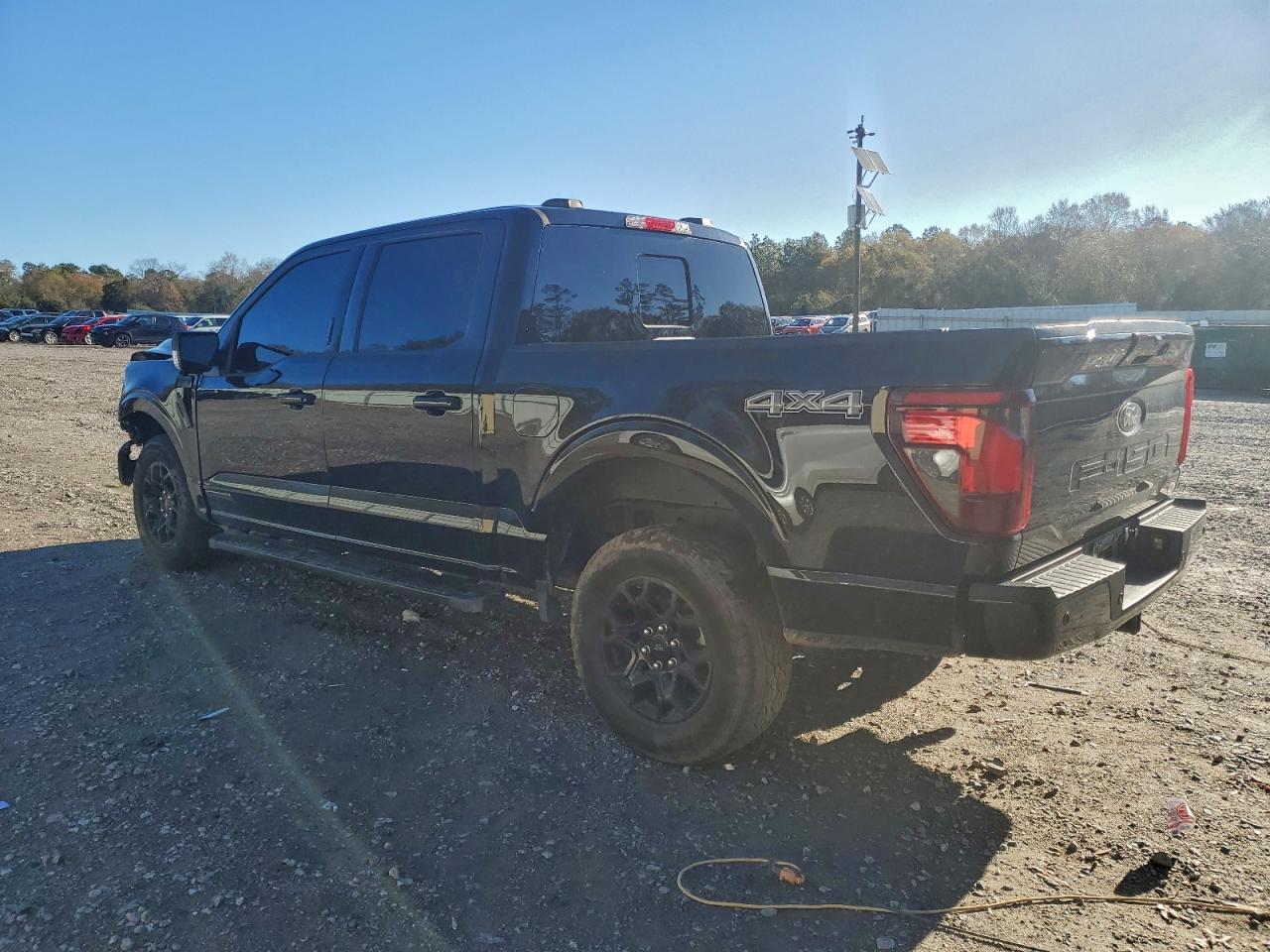 2024 FORD F150 XLT photo 2