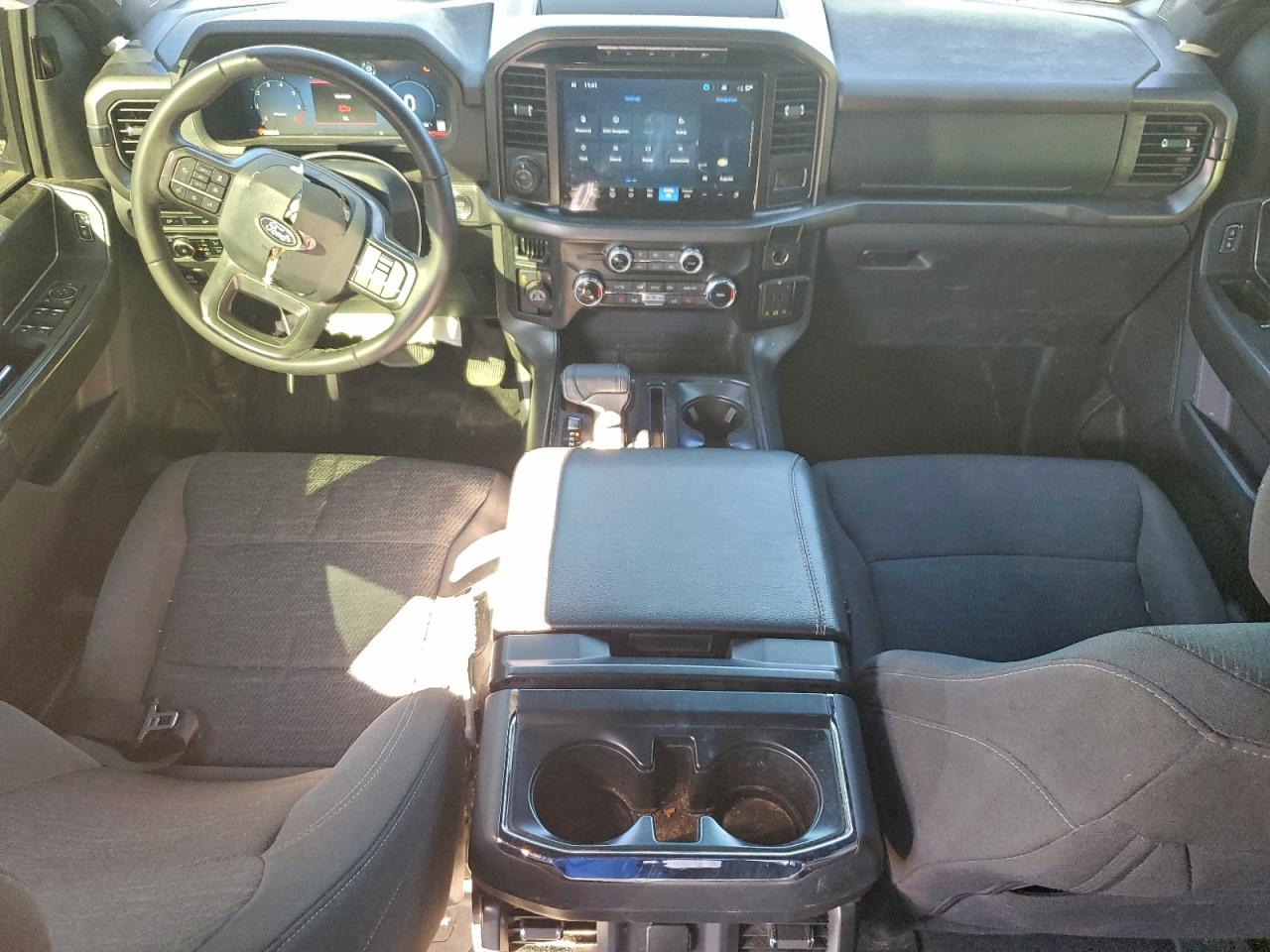 2024 FORD F150 XLT photo 8