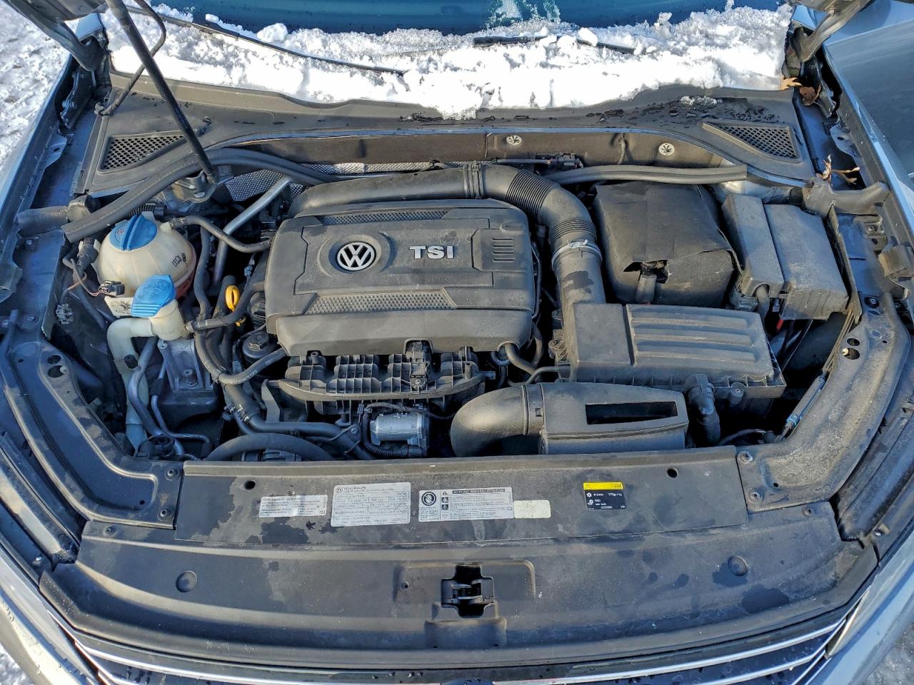 2017 VOLKSWAGEN PASSAT SE photo 21