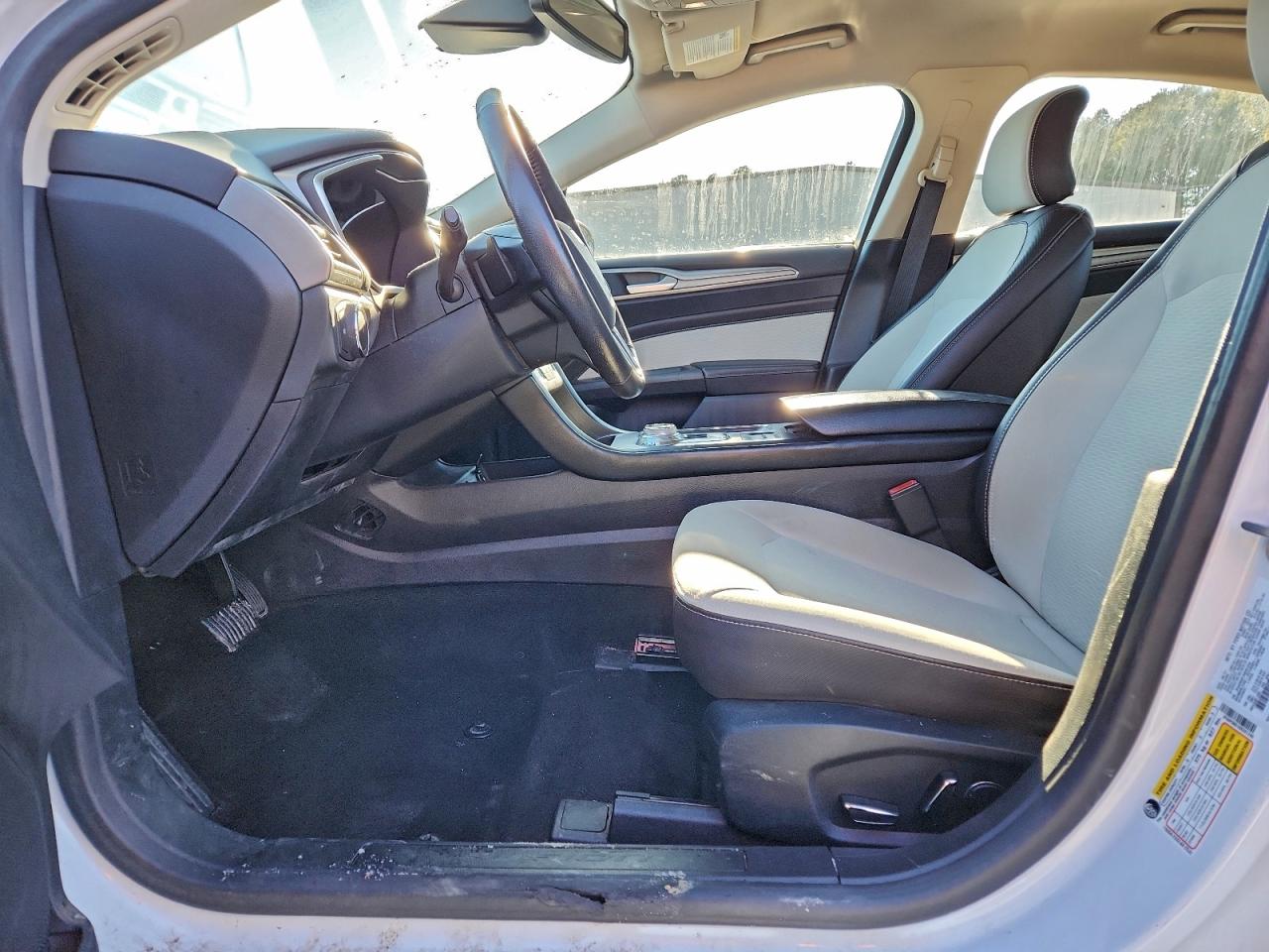 2019 FORD FUSION SE photo 7