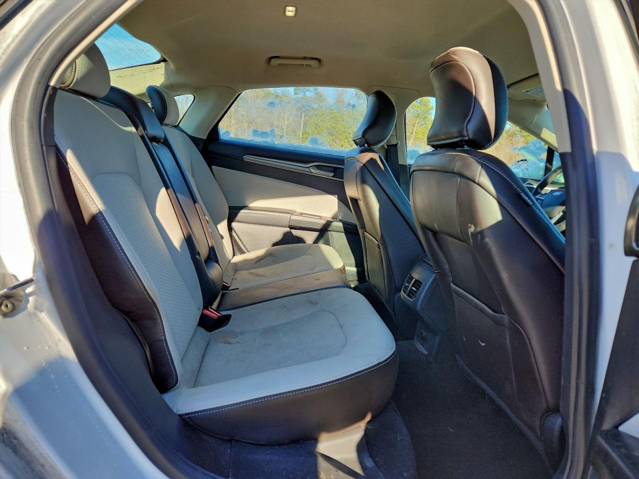 2019 FORD FUSION SE photo 10