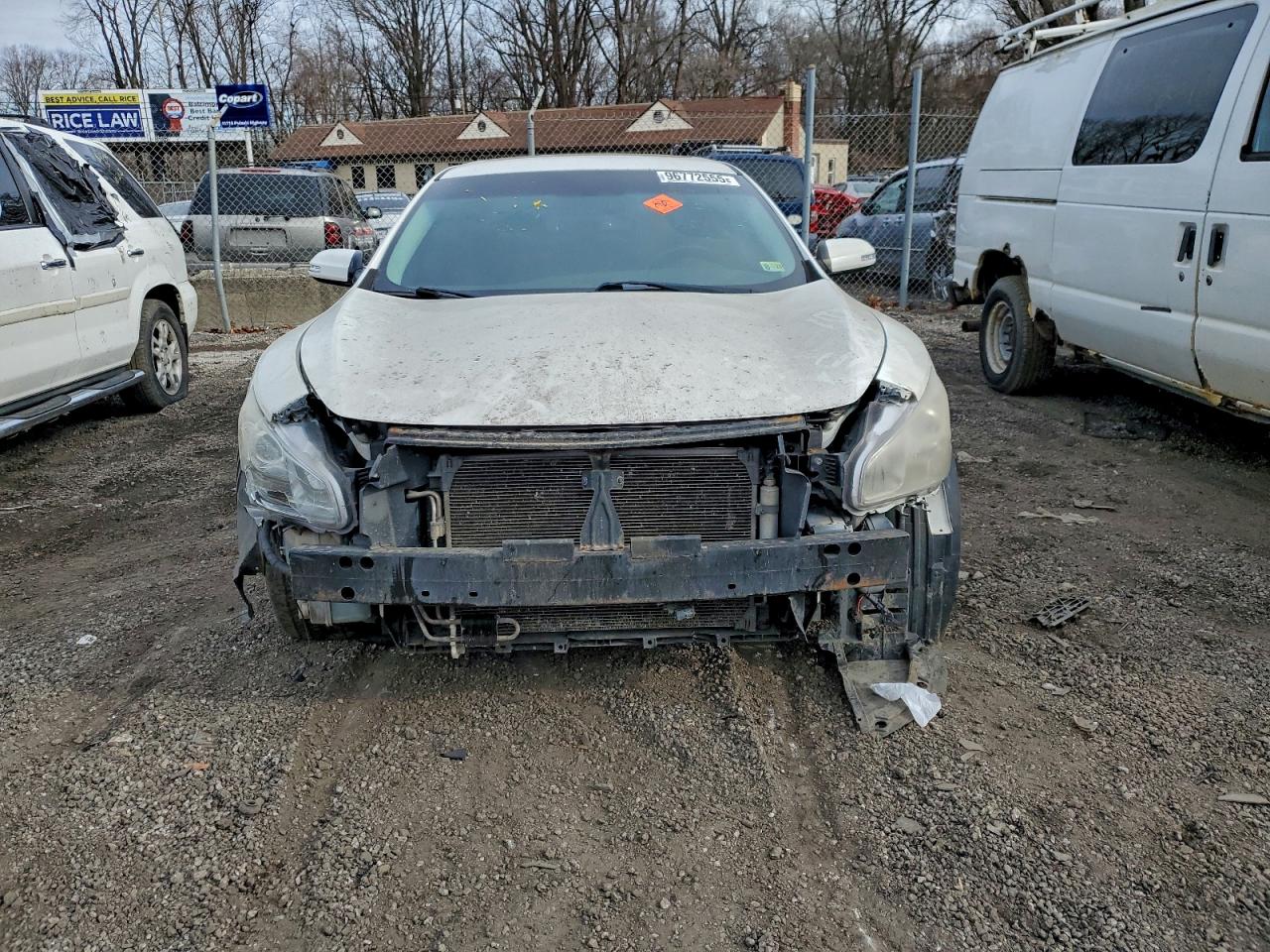 2011 NISSAN MAXIMA S photo 5