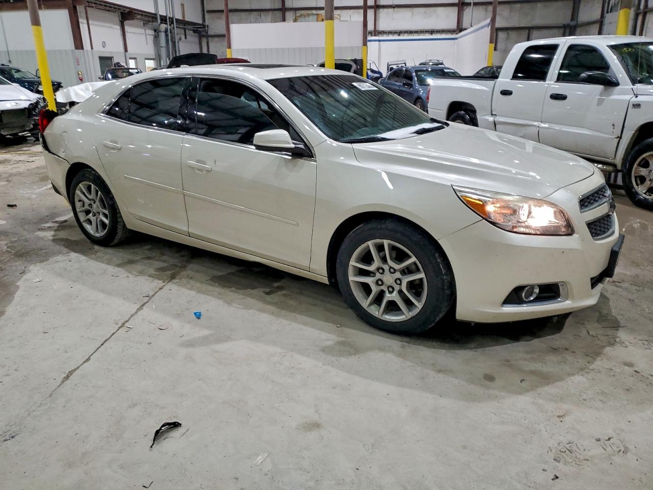 2013 CHEVROLET MALIBU 2LT photo 4