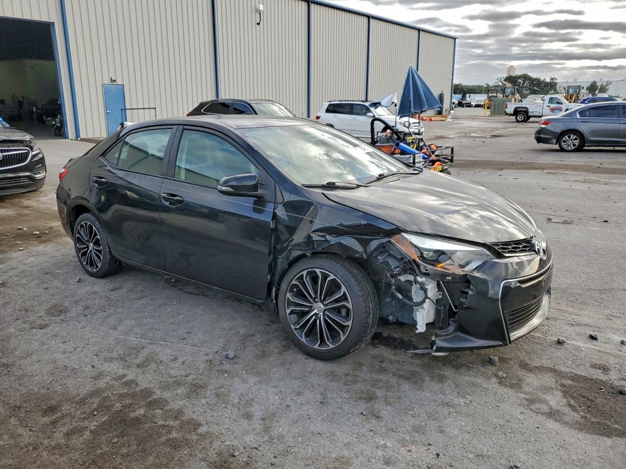 2016 TOYOTA COROLLA L photo 4