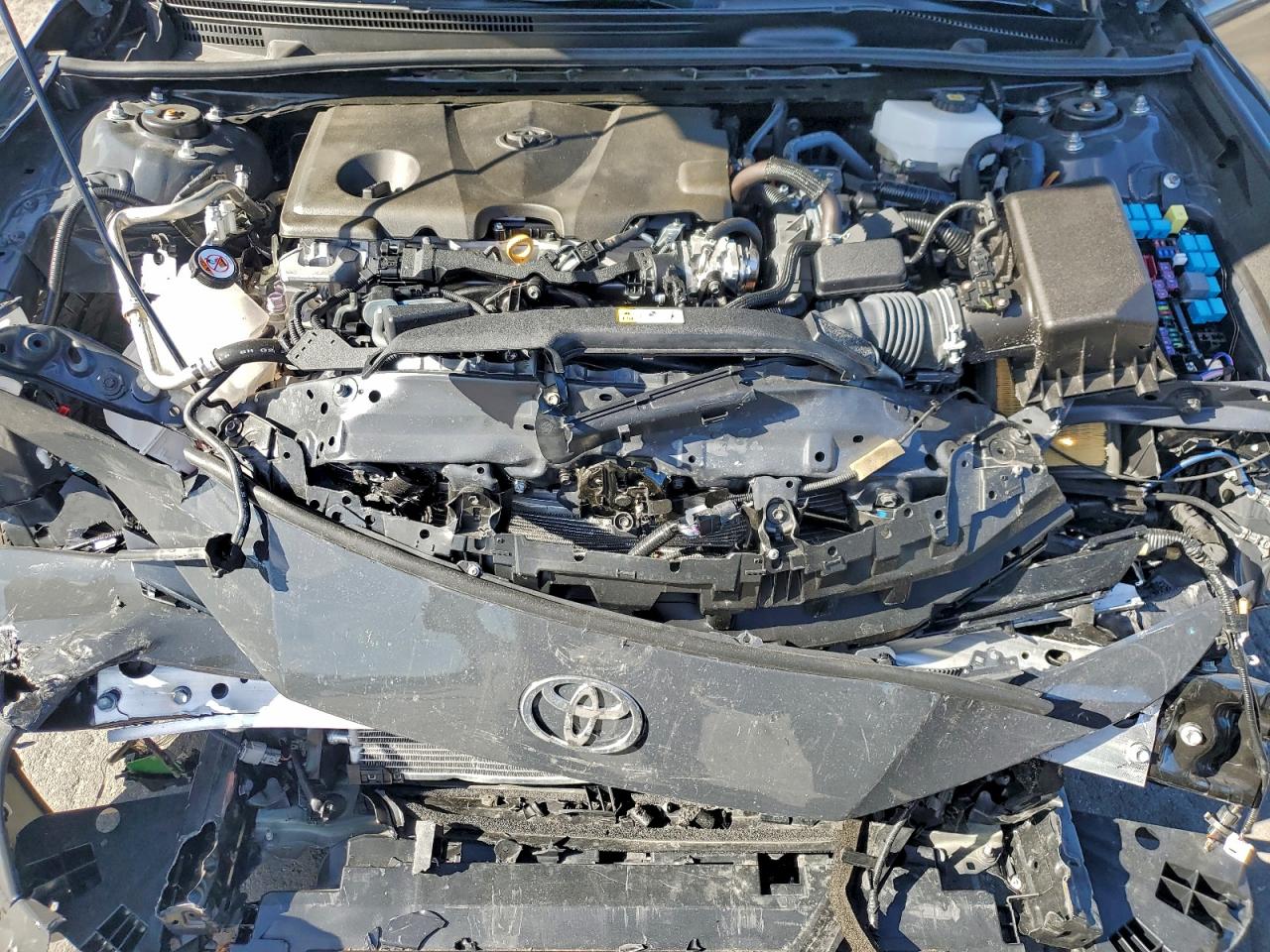 2025 TOYOTA CAMRY XSE photo 11