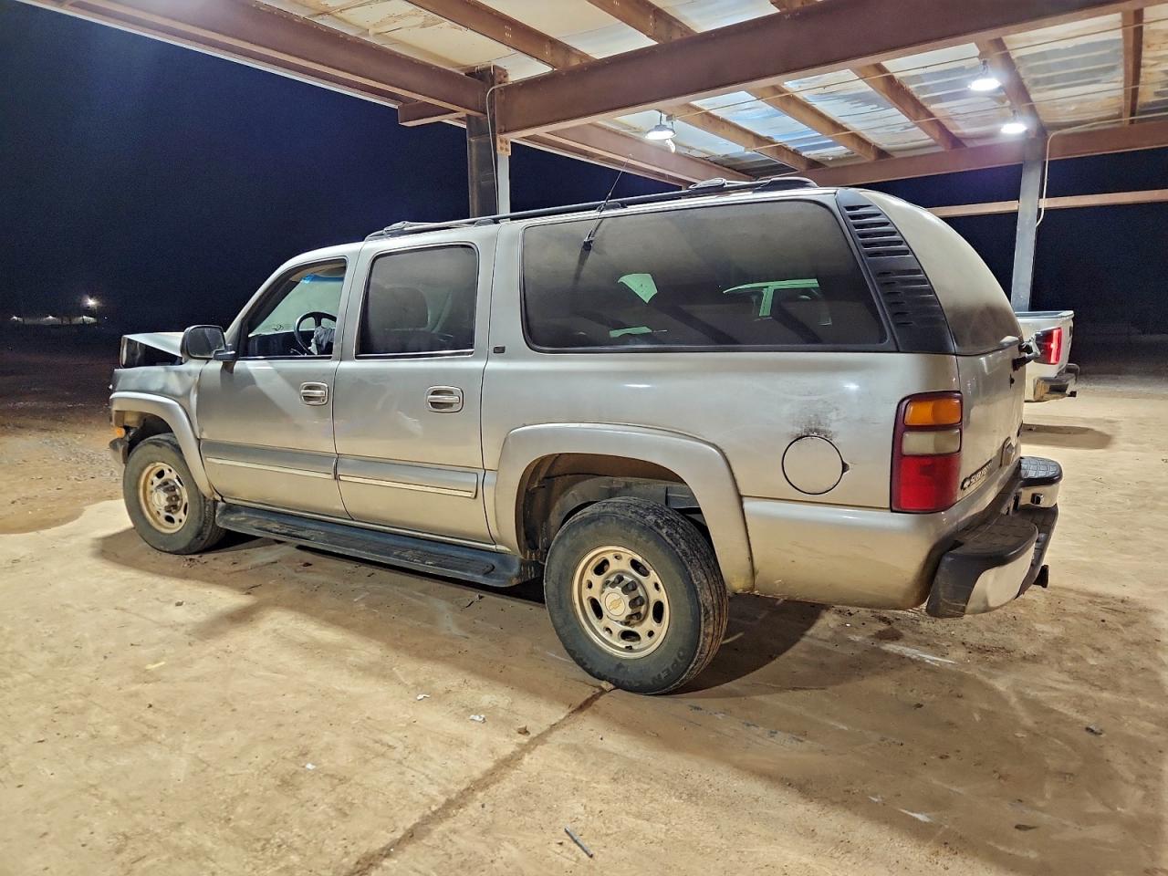 2001 CHEVROLET SUBURBAN K2500 photo 2