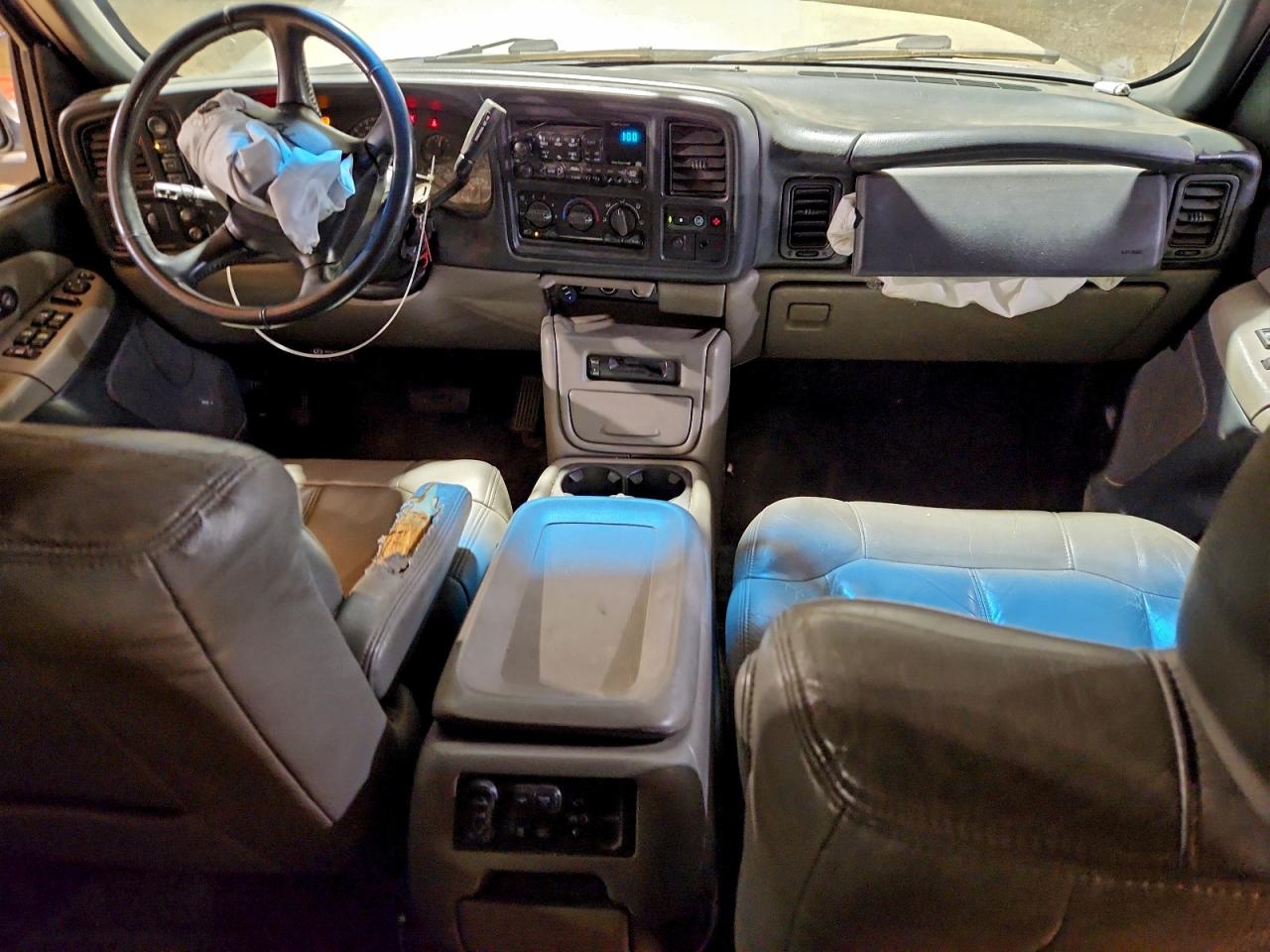 2001 CHEVROLET SUBURBAN K2500 photo 8