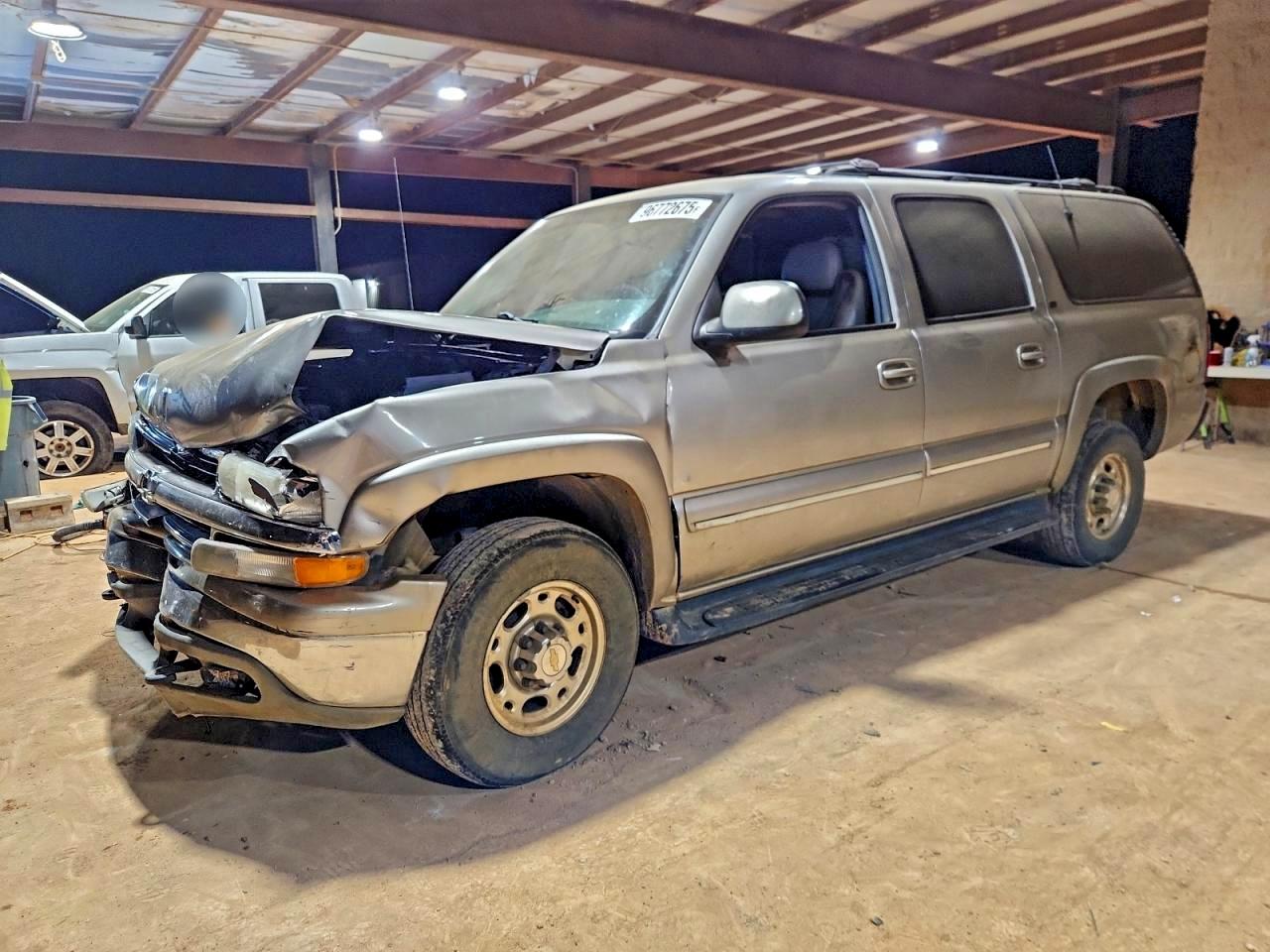 2001 CHEVROLET SUBURBAN