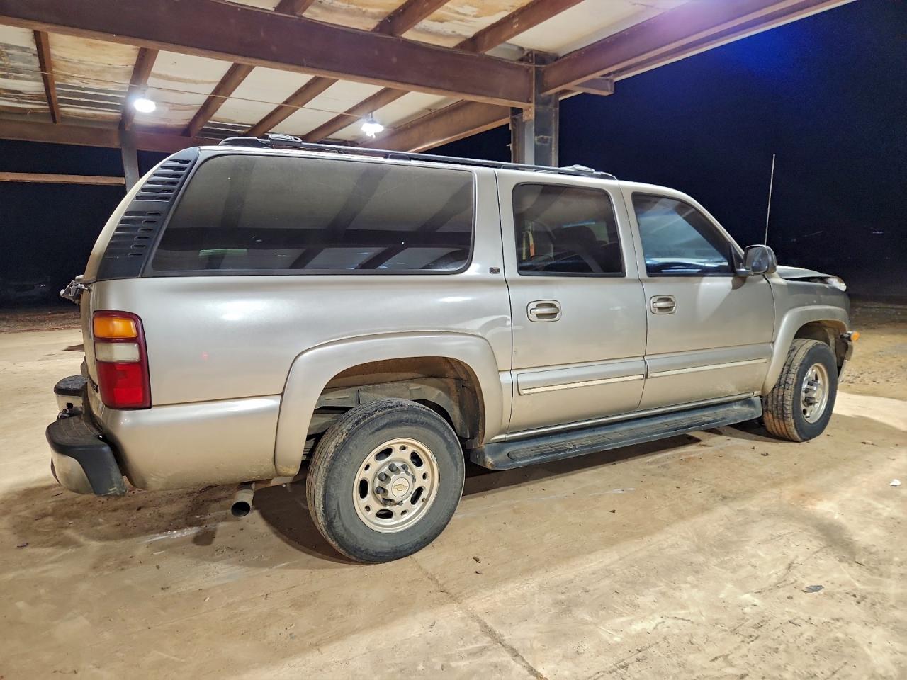 2001 CHEVROLET SUBURBAN K2500 photo 3