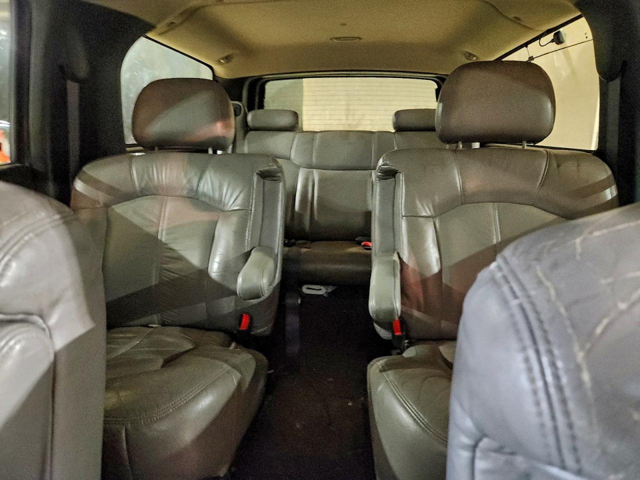 2001 CHEVROLET SUBURBAN K2500 photo 10