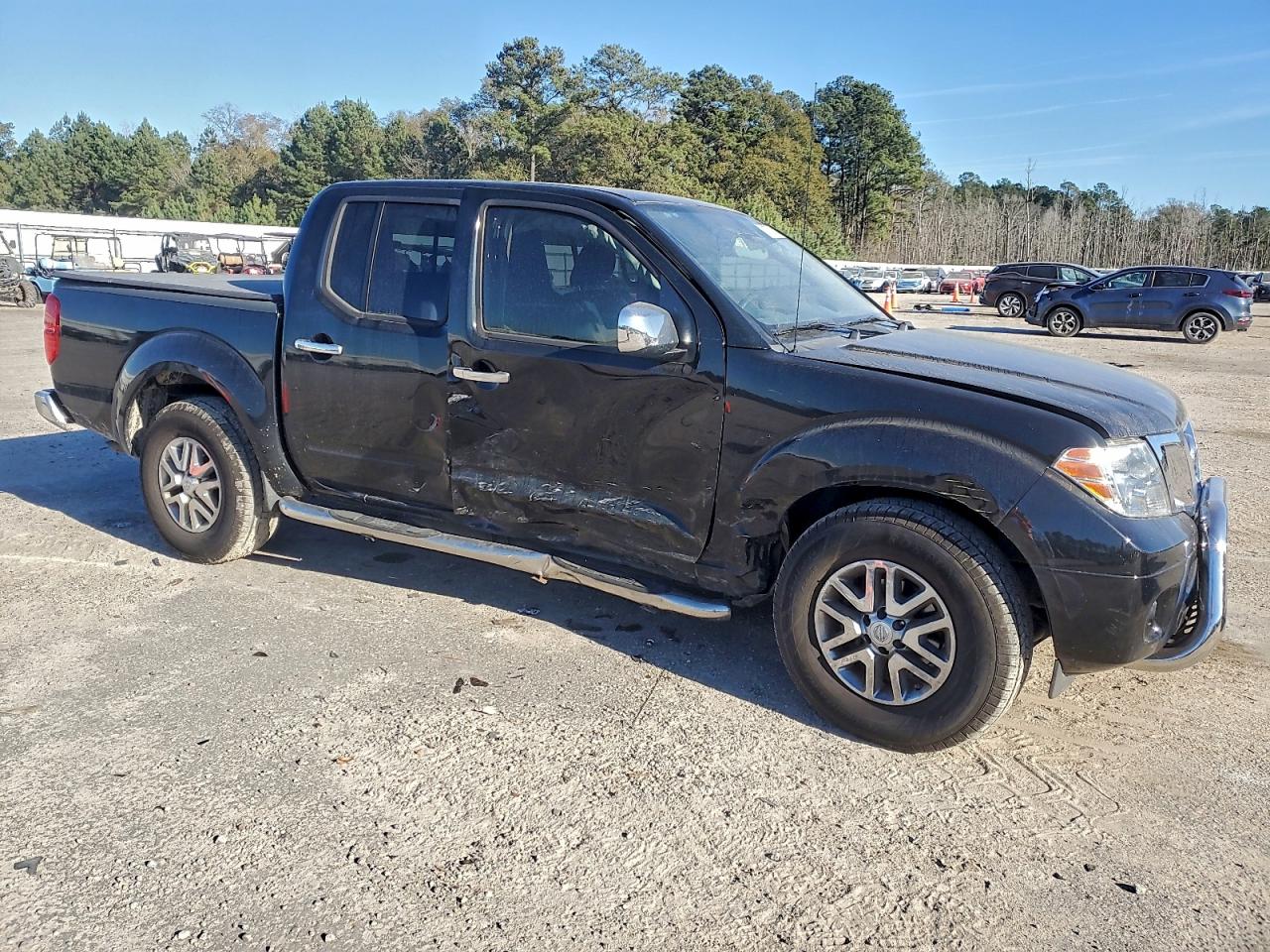 2019 NISSAN FRONTIER S photo 4