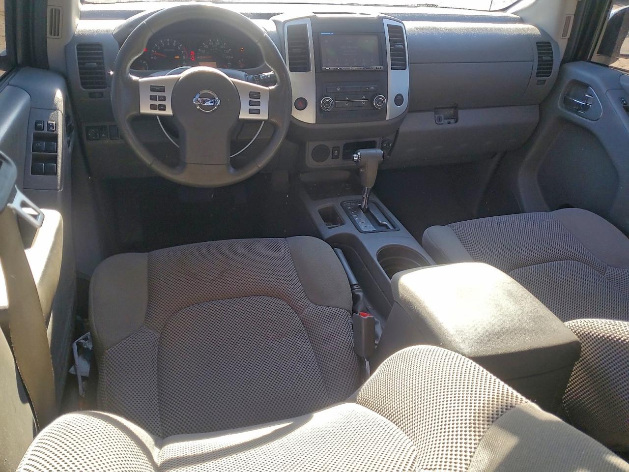 2019 NISSAN FRONTIER S photo 8