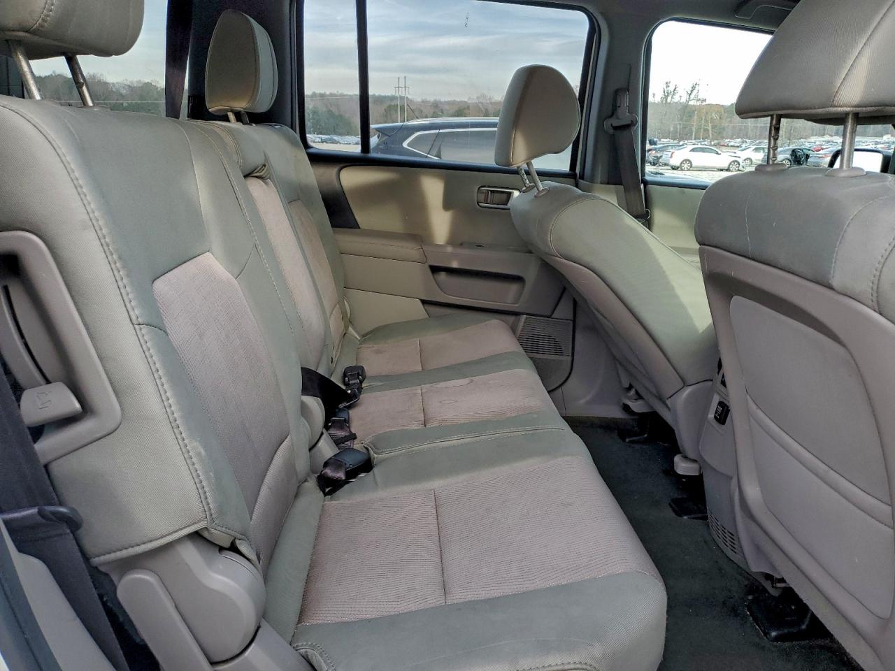 2015 HONDA PILOT EX photo 11