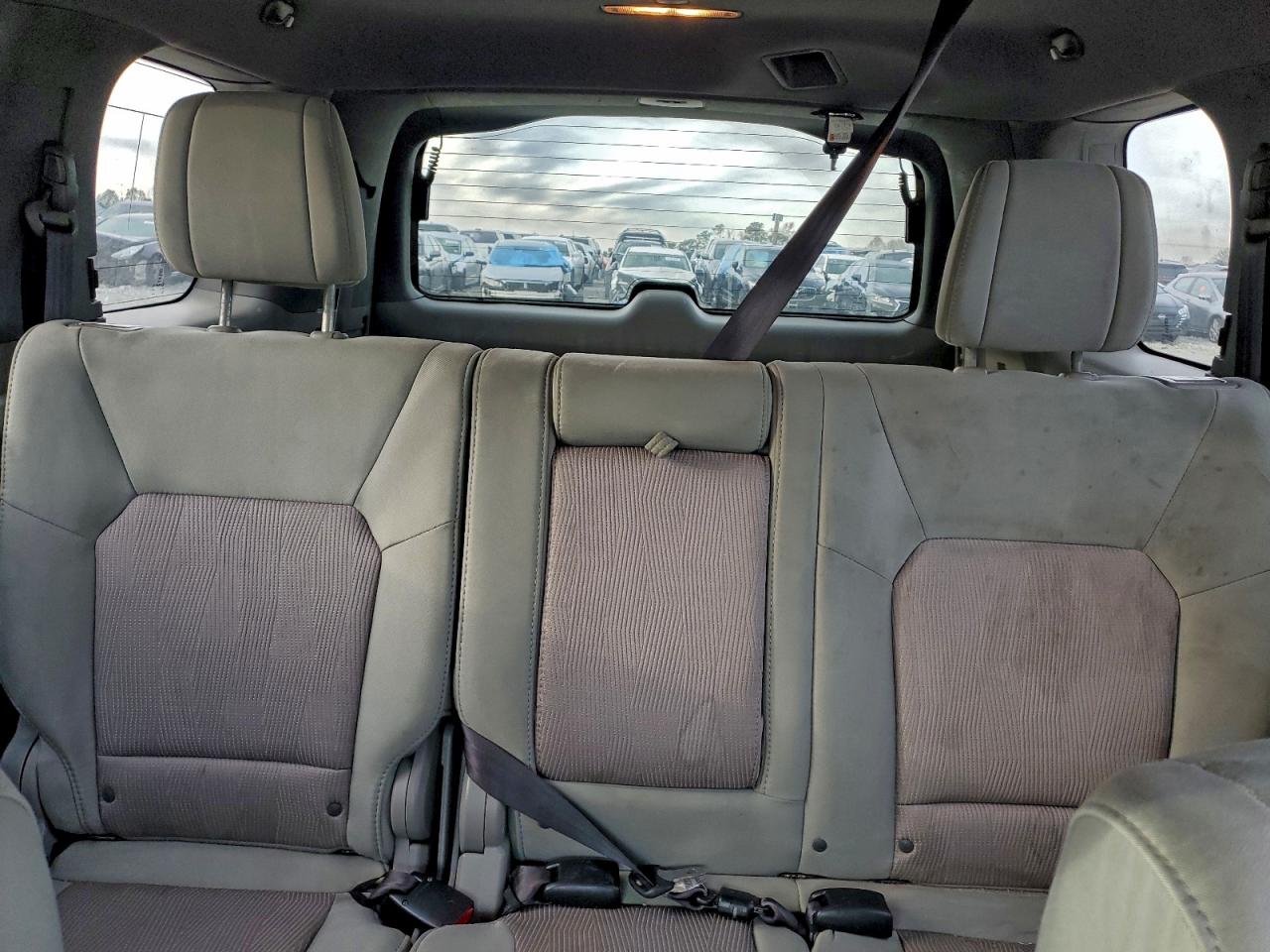 2015 HONDA PILOT EX photo 10