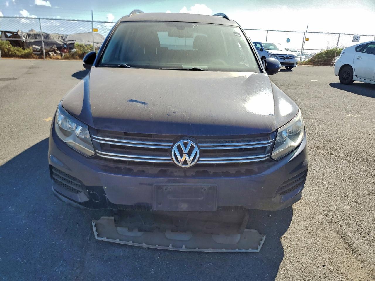 2016 VOLKSWAGEN TIGUAN photo 5