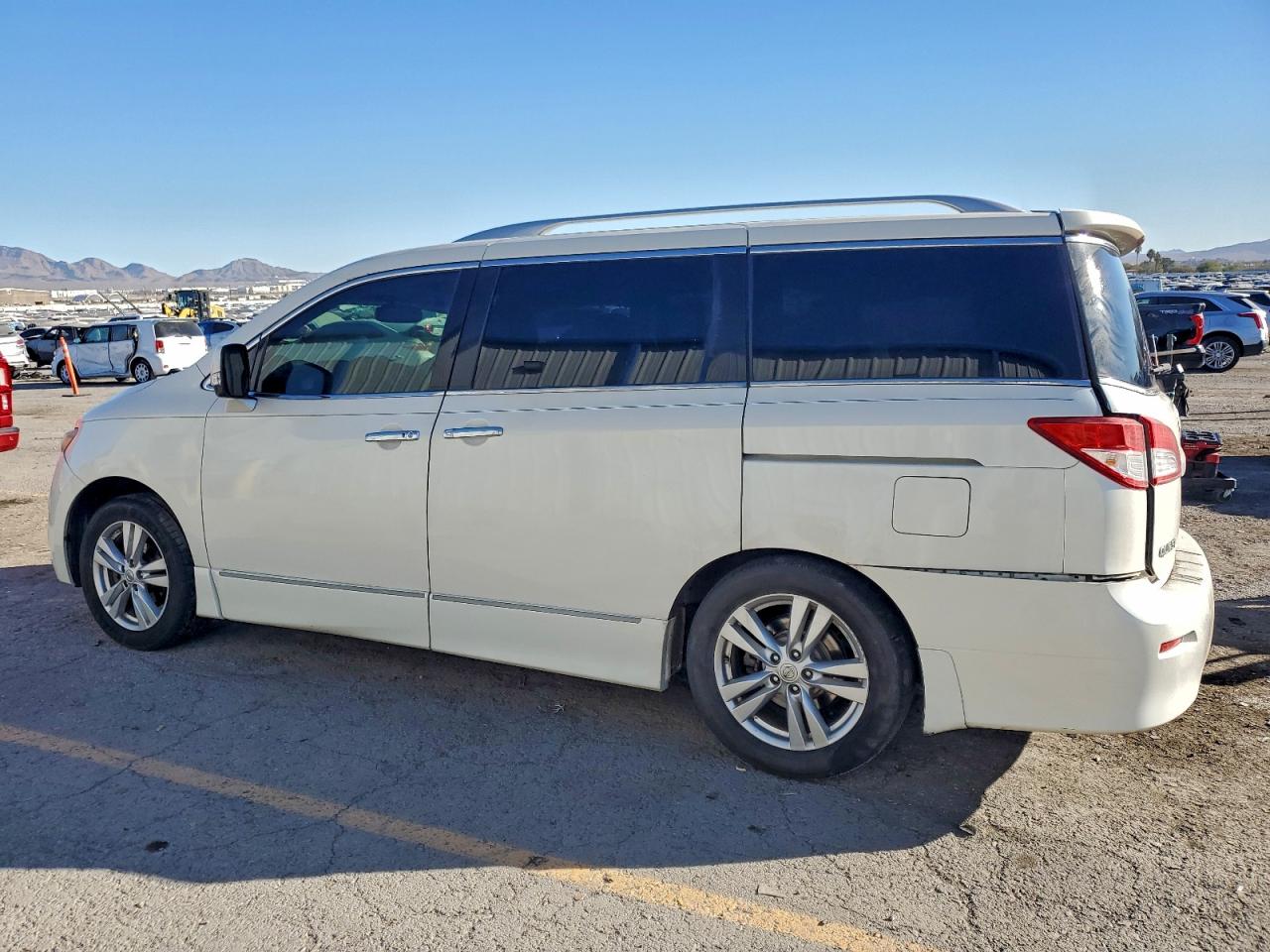 2012 NISSAN QUEST S photo 2