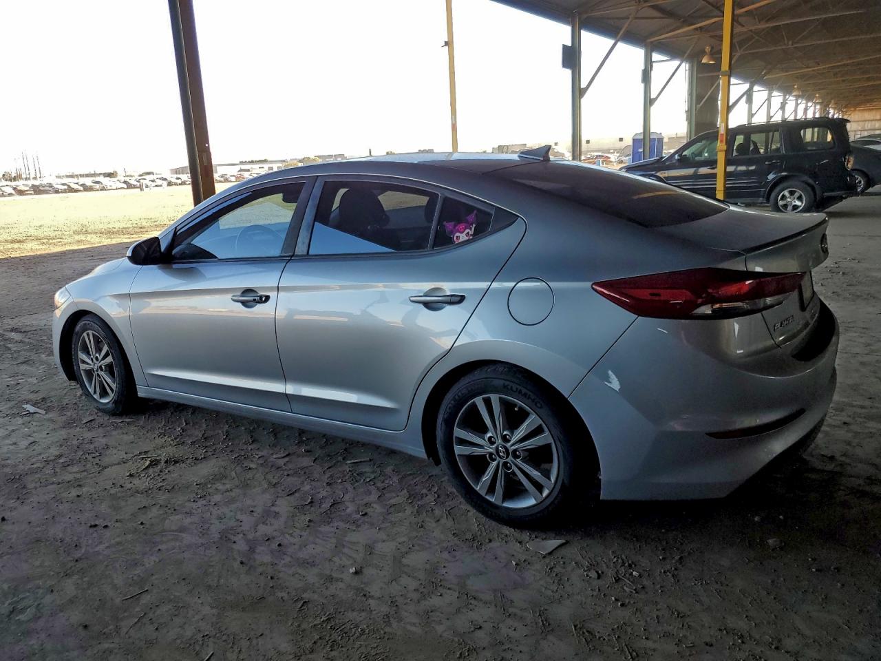 2017 HYUNDAI ELANTRA SE photo 2