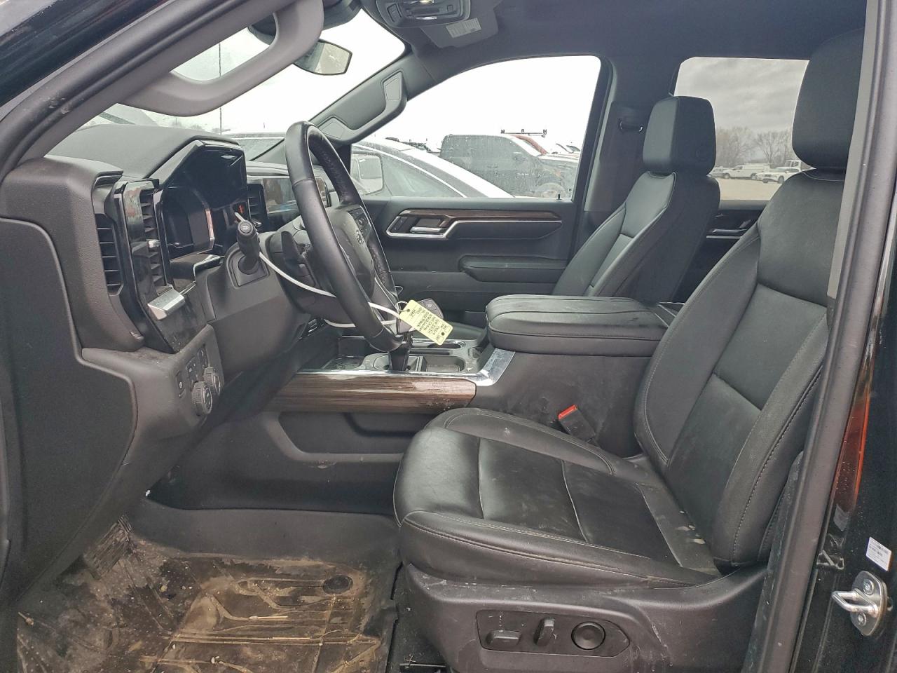 2024 CHEVROLET SILVERADO K1500 RST photo 7