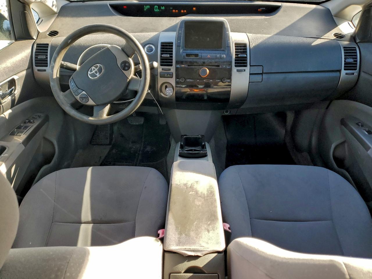 2009 TOYOTA PRIUS photo 8