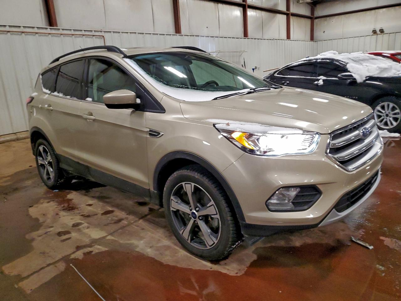 2017 FORD ESCAPE SE photo 4