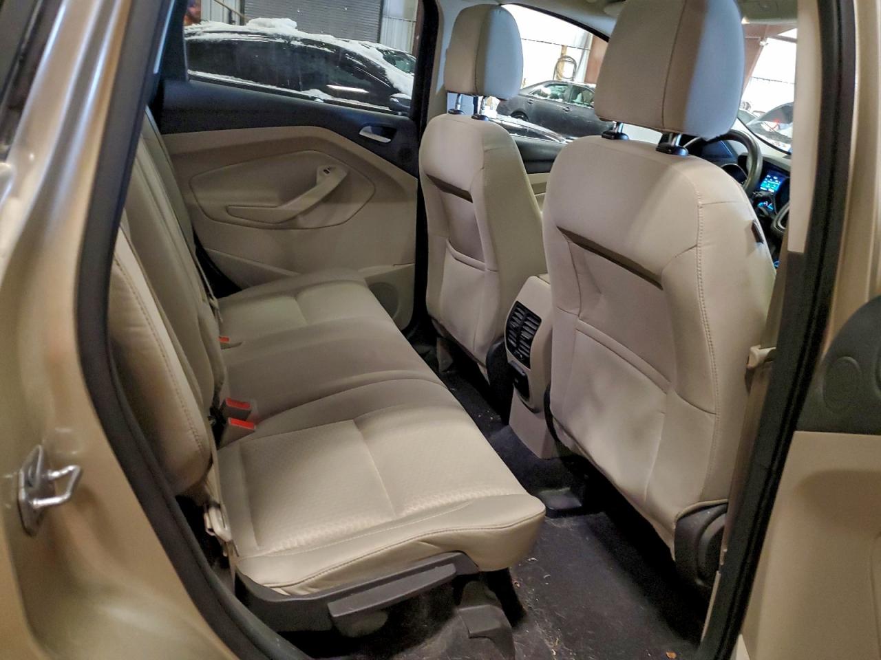 2017 FORD ESCAPE SE photo 11