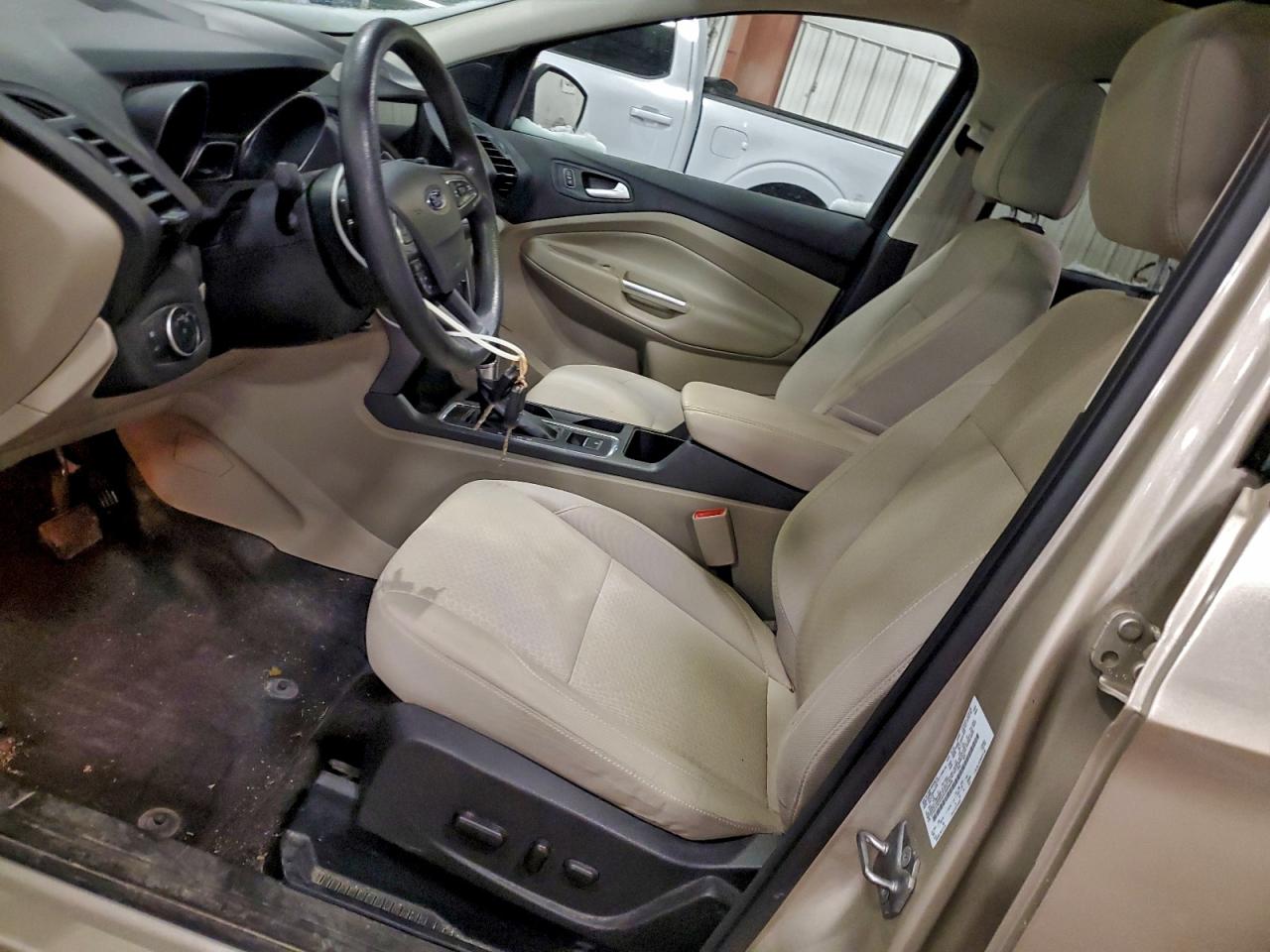2017 FORD ESCAPE SE photo 7
