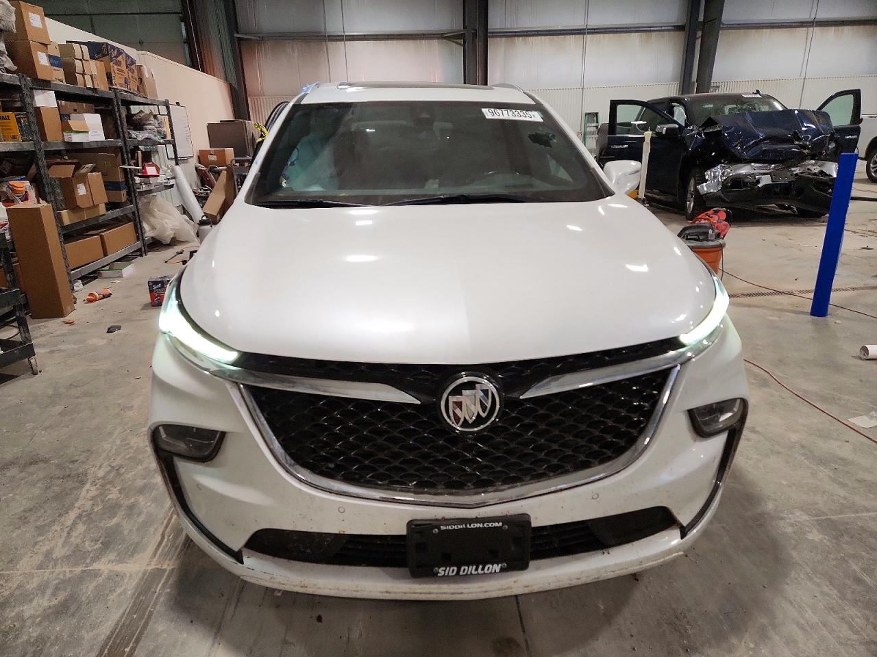 2022 BUICK ENCLAVE AVENIR photo 5