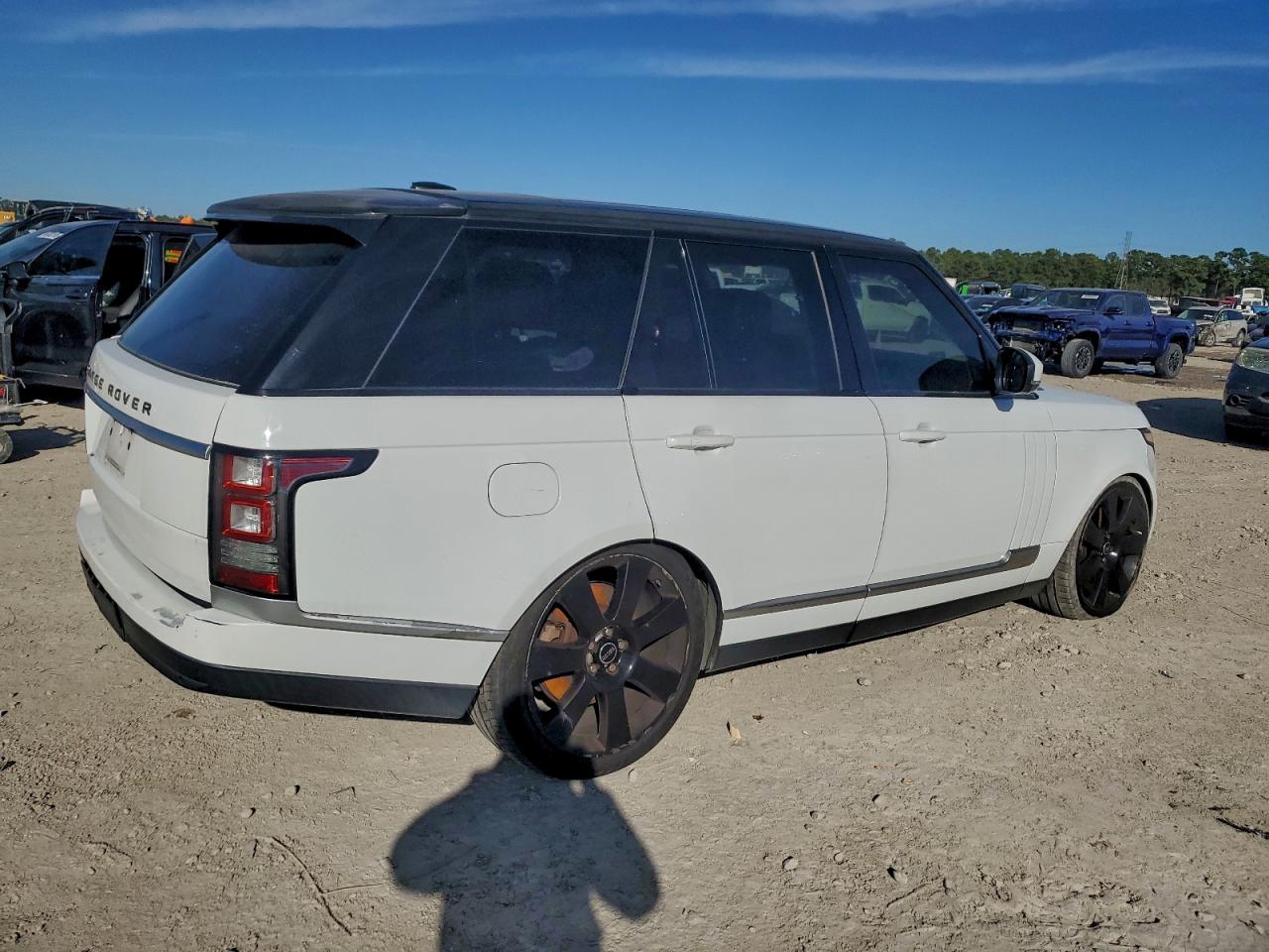 2013 LAND ROVER RANGE ROVER SUPERCHARGED photo 3