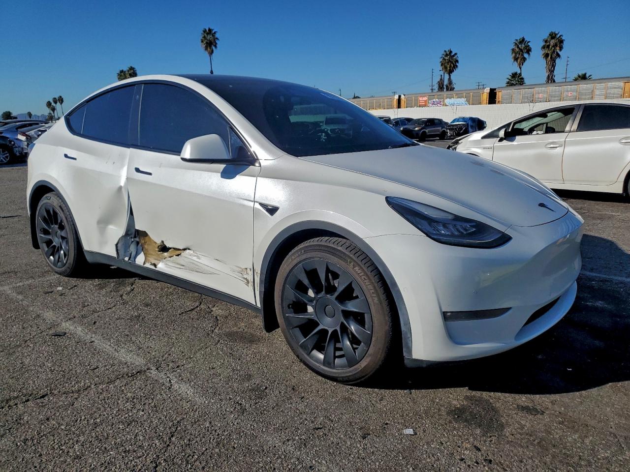 2021 TESLA MODEL Y photo 4
