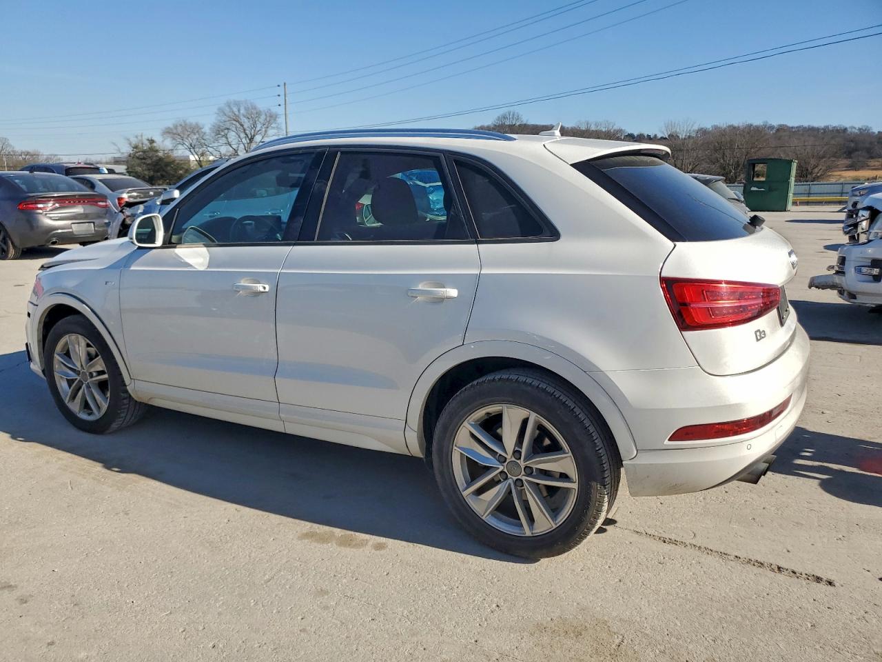 2018 AUDI Q3 PREMIUM photo 2