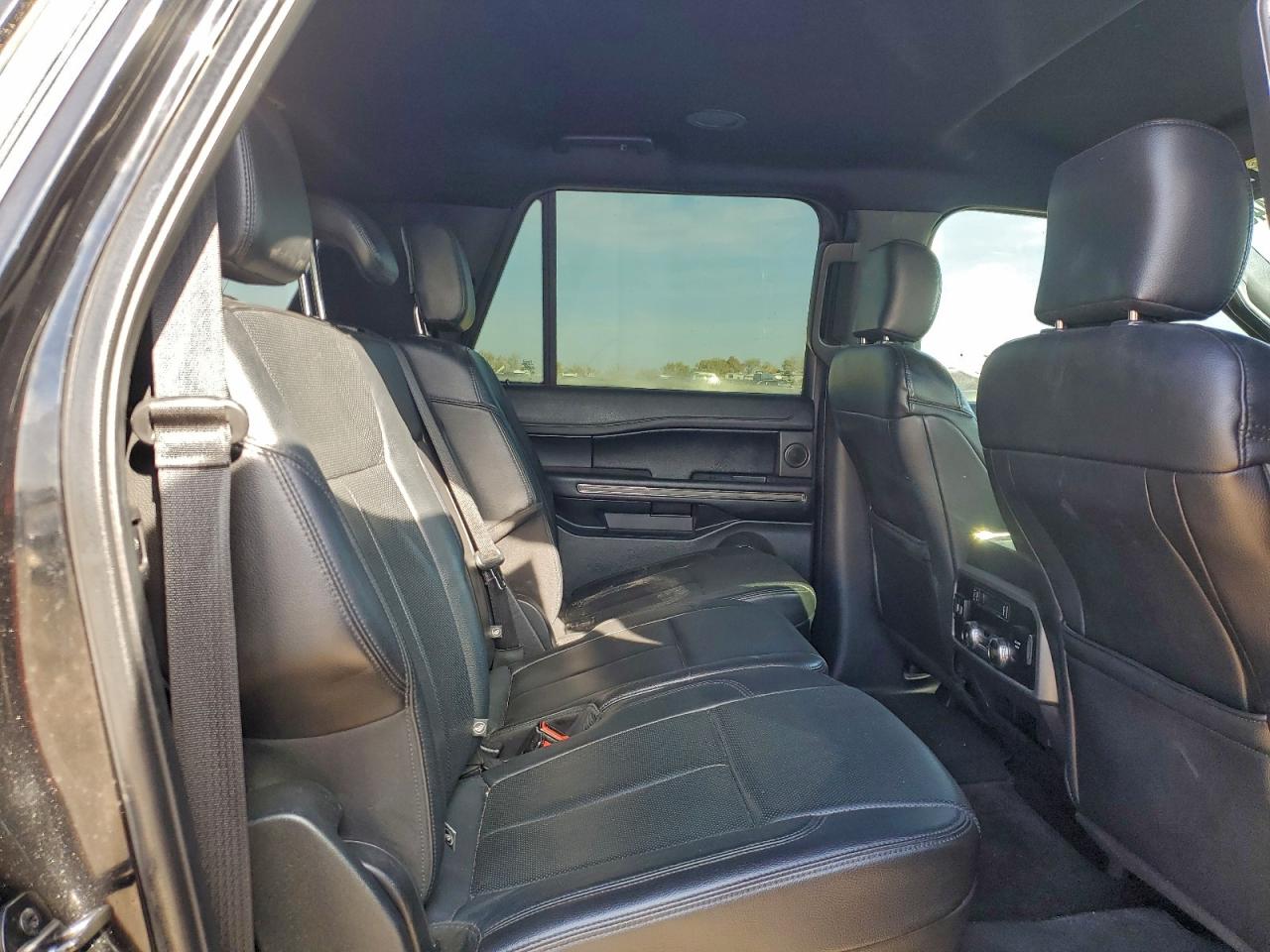 2018 FORD EXPEDITION MAX XLT photo 31