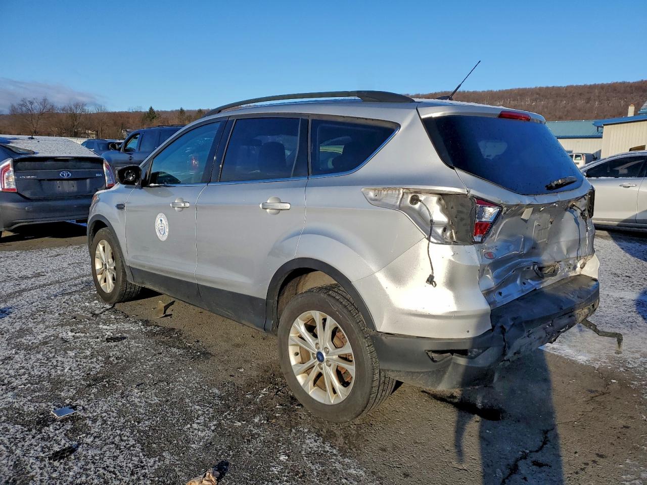 2018 FORD ESCAPE SE photo 2