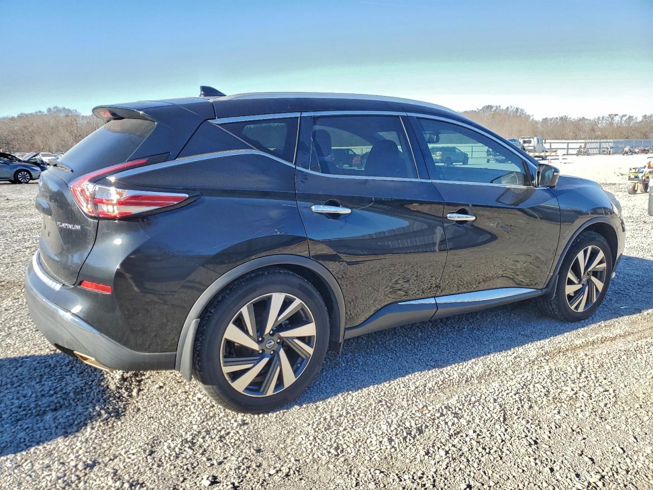 2018 NISSAN MURANO S photo 3