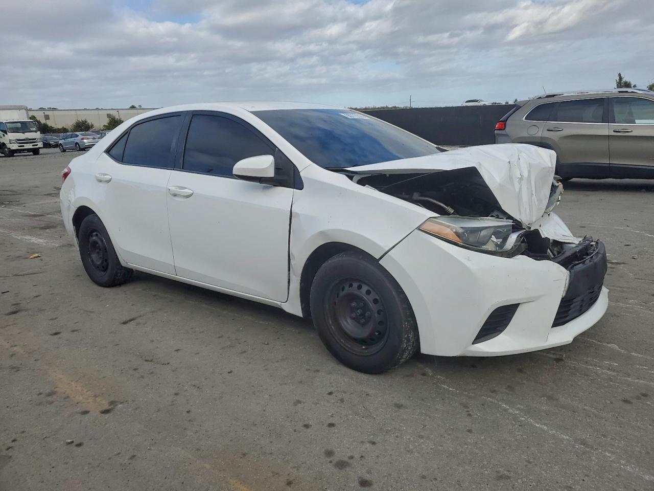 2014 TOYOTA COROLLA L photo 4