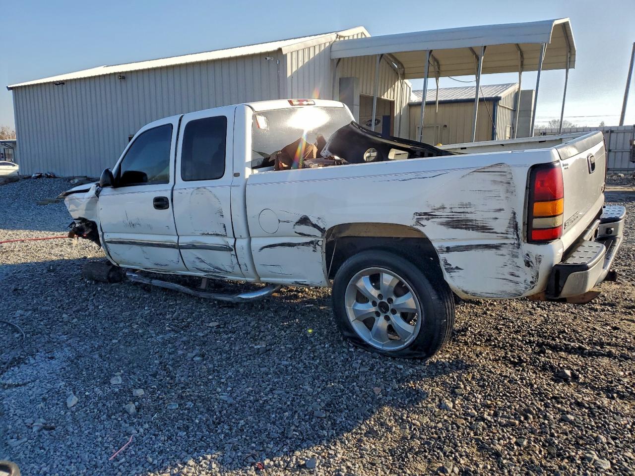 2007 GMC NEW SIERRA C1500 CLASSIC photo 2