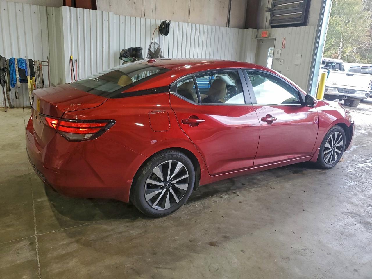 2025 NISSAN SENTRA SV photo 3