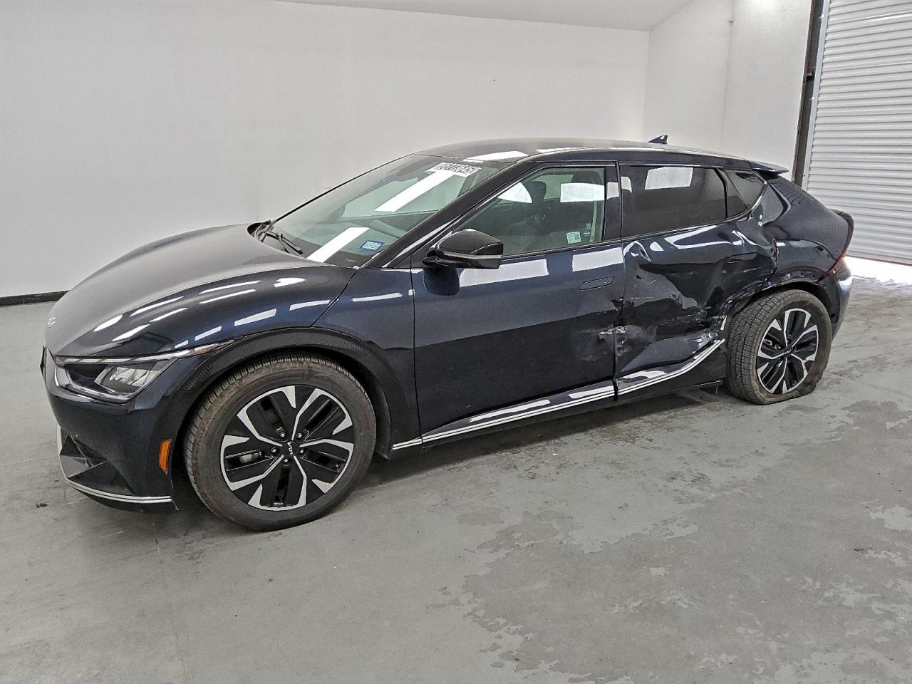 2023 KIA EV6