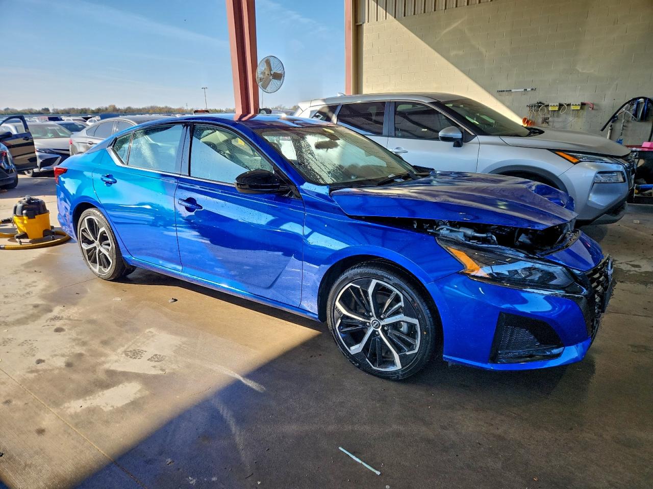 2025 NISSAN ALTIMA SR photo 4