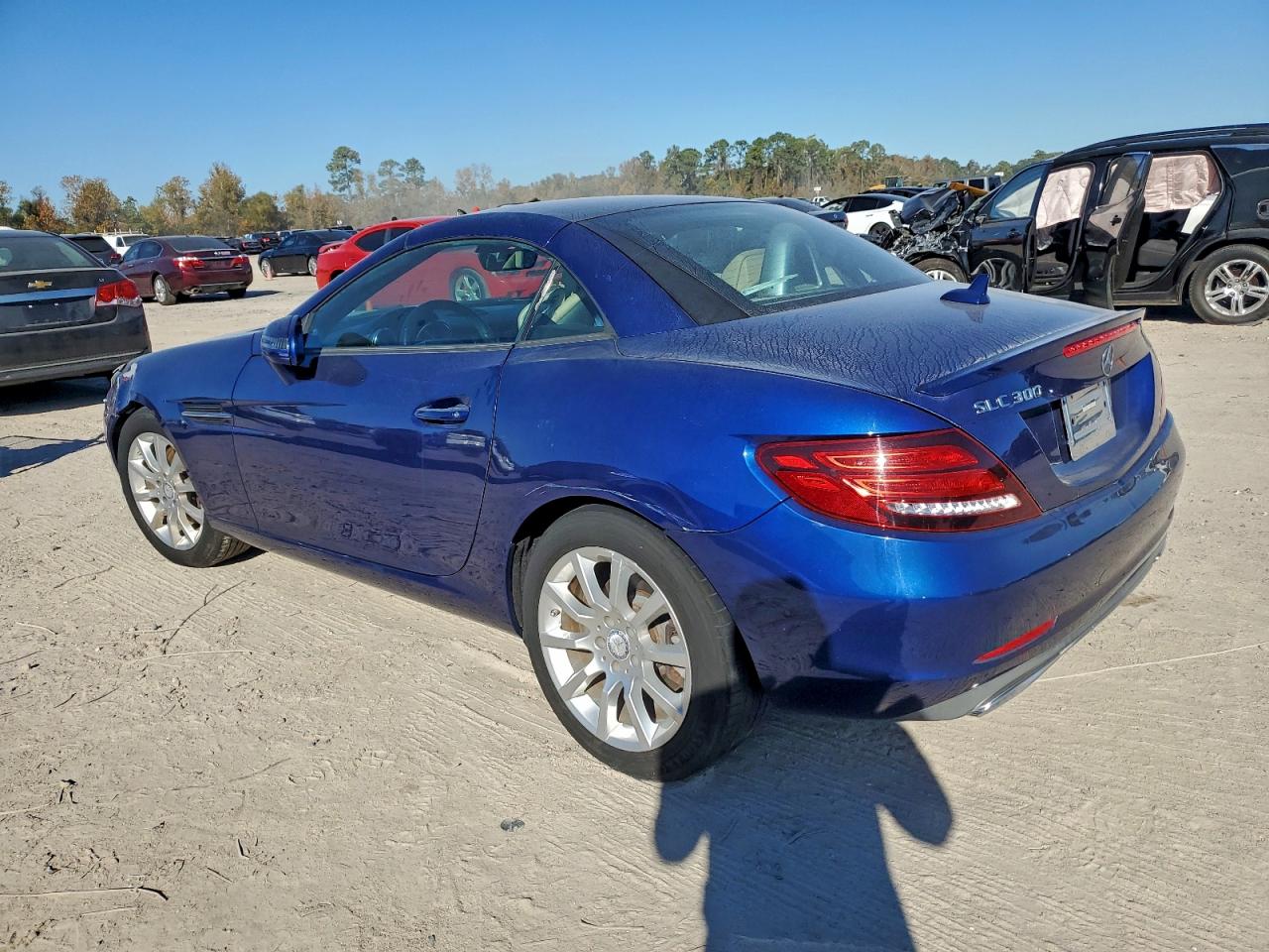 2017 MERCEDES-BENZ SLC 300 photo 2