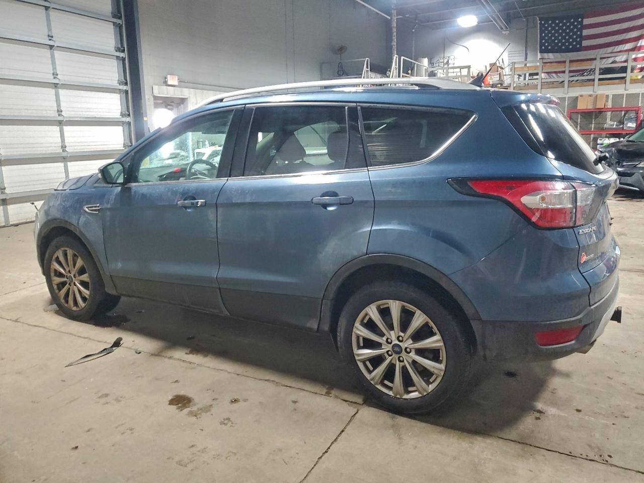 2018 FORD ESCAPE TITANIUM photo 2