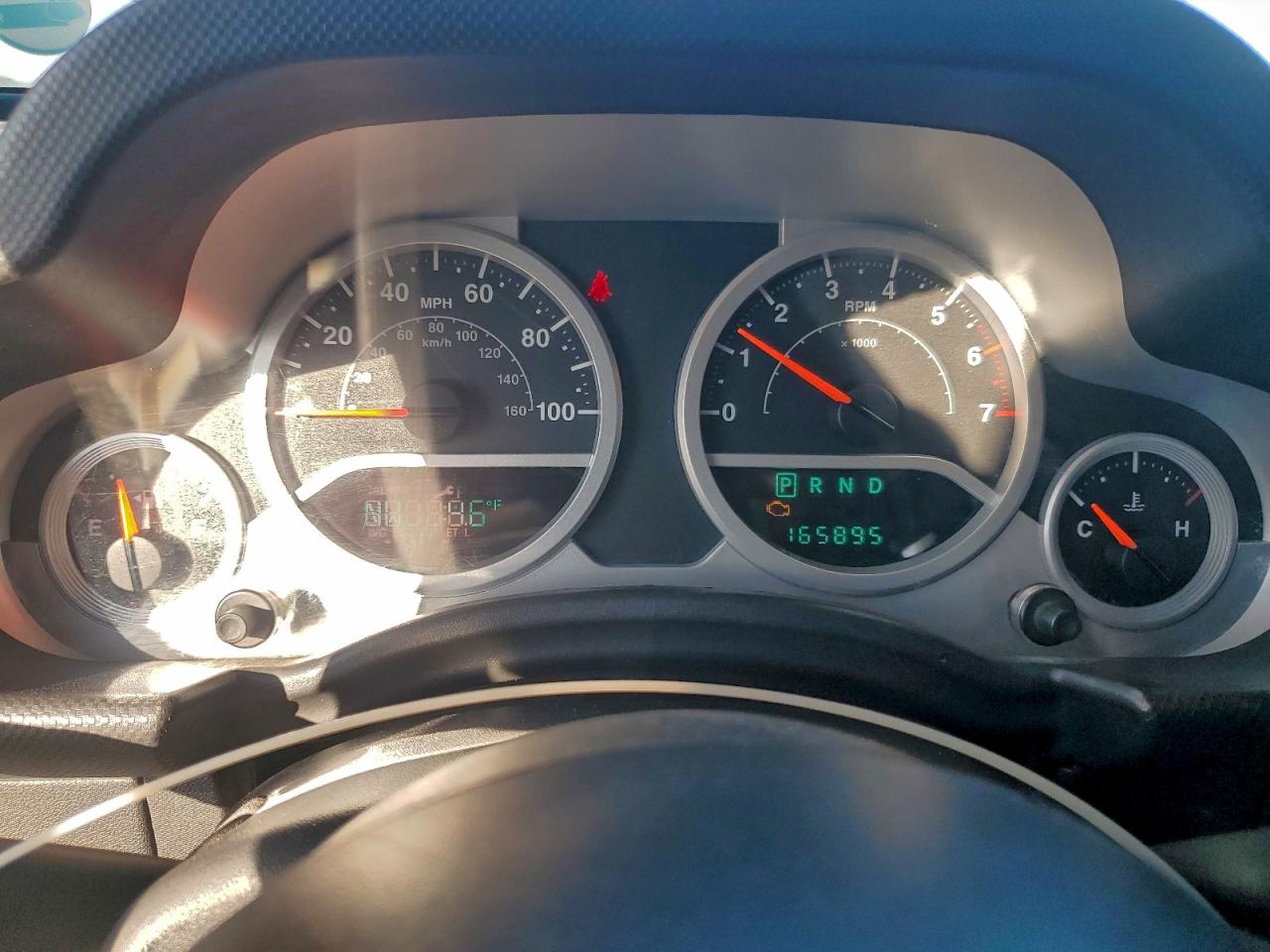 2007 JEEP WRANGLER SAHARA photo 9
