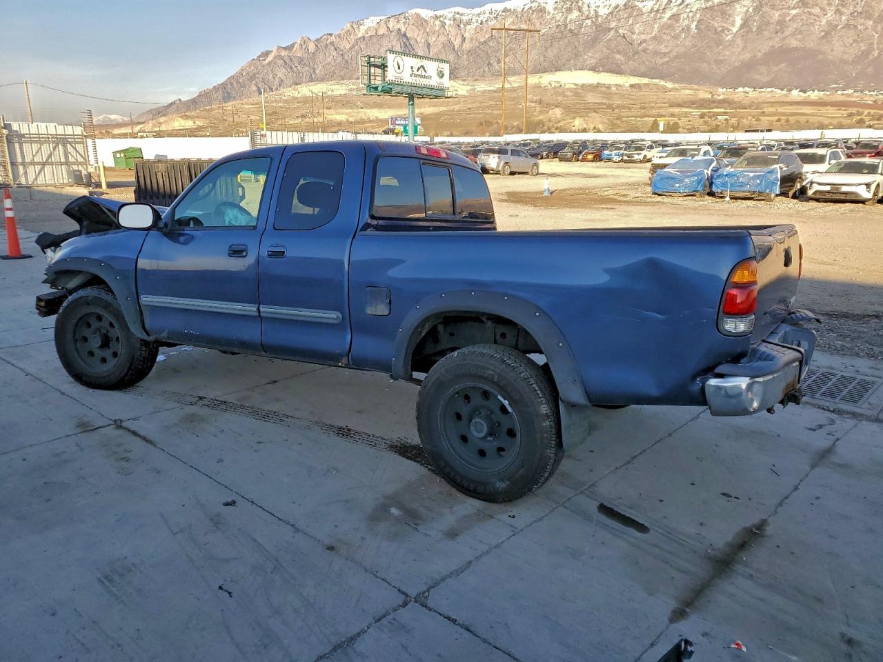 2004 TOYOTA TUNDRA ACCESS CAB SR5 photo 2