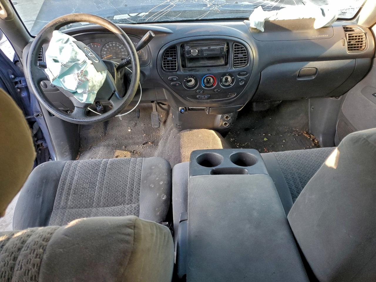 2004 TOYOTA TUNDRA ACCESS CAB SR5 photo 8
